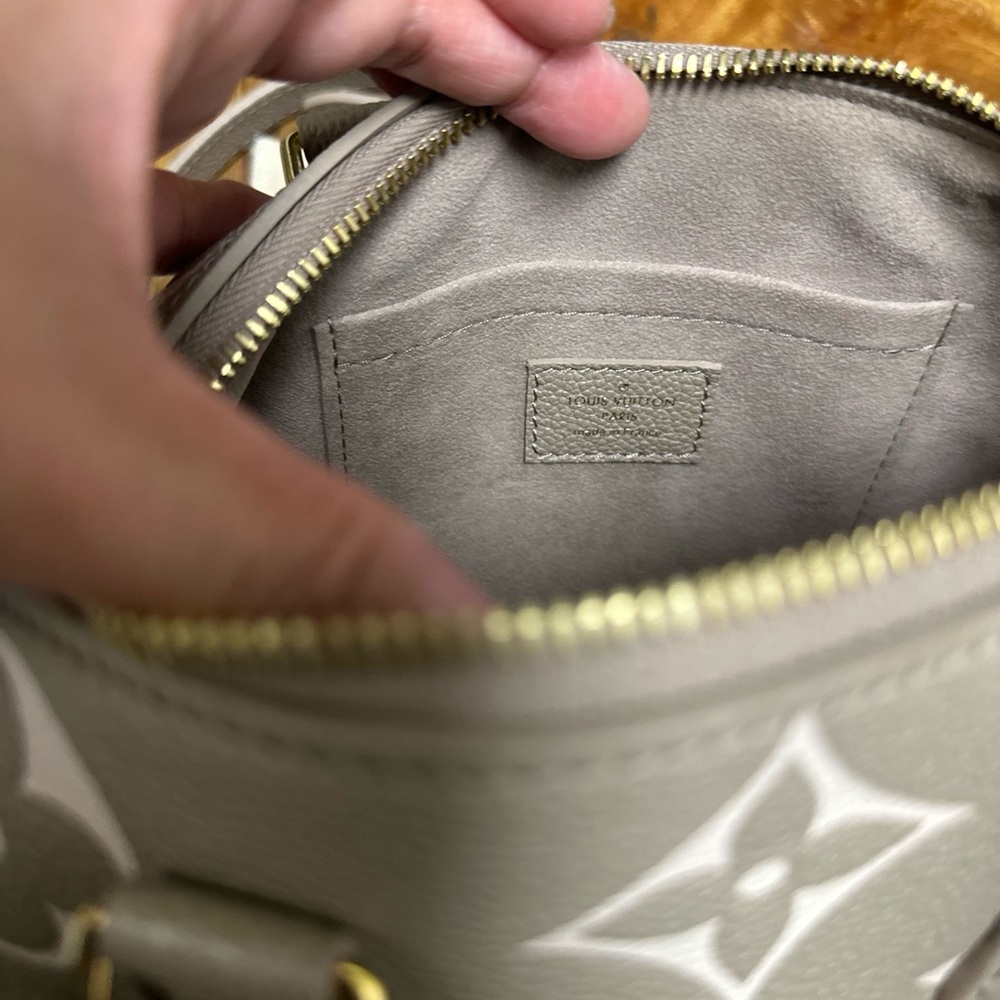 Louis Vuitton Speedy Bandouliere 20 in Empriente Leather Bi-color - Picture 9 of 16